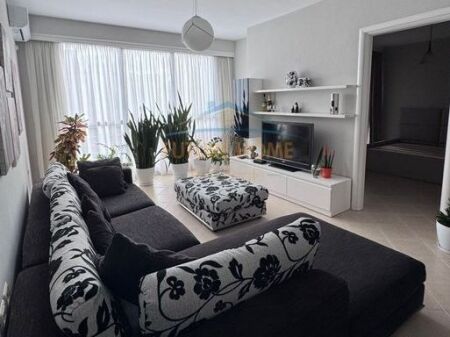 Rent, Apartment 1+1, Old Park, Tirana.