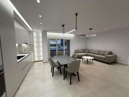 Apartament 2+1+🅿️Parkim ,Kodra Diellit i pabanuar me pare