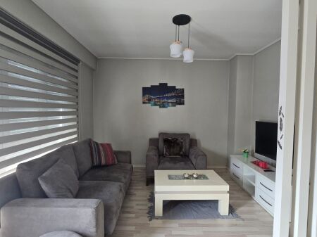 Apartament 1+1 per qira te Kontakti me post parkimi