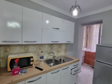 Qera, Apartament 1+1, Vasil Shanto, Tirane.