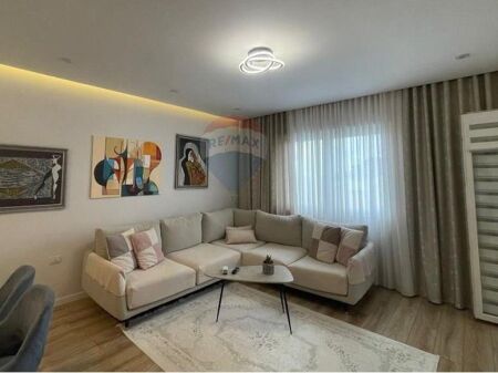 Apartament - Për Shitje - Kodra e Priftit, Tiranë 530551001-201