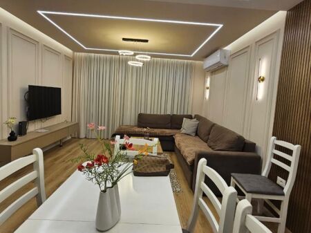 Duplex 2+1+2 in affitto, Centro