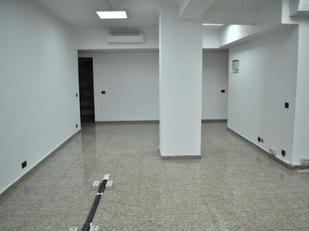 OFFICE FOR RENT 150 M2 CENTER 2000 EURO