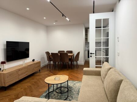 Affitto – Appartamento 2+1+2, Donika Center (Via Mine Peza)