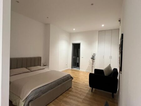 For Rent: Studio📍Barrikadave Street (Sami Frasheri High School) - 55,000 Lek - Area 50m² - Floor 1 || 100% New✨