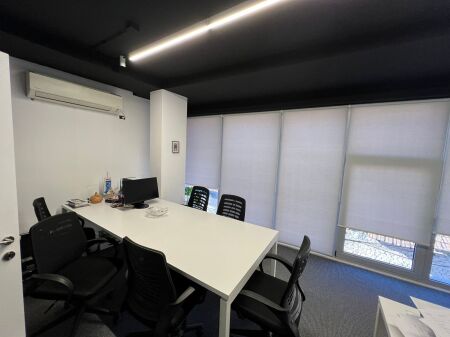 Locale ufficio arredato in affitto, nuovo bazar, 1100 euro