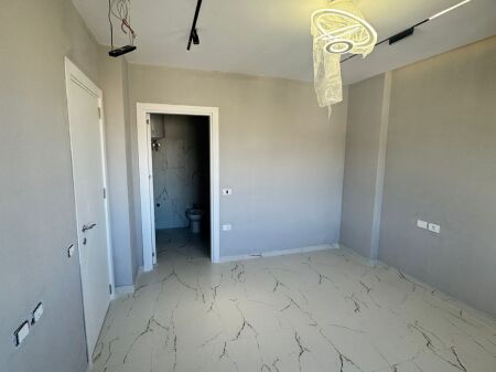 FOR SALE APARTMENT 2+2 – LUNGOMARE, VLORË