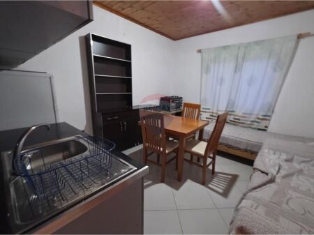 Apartament 1+1 me Qira – Zona Kristal Center