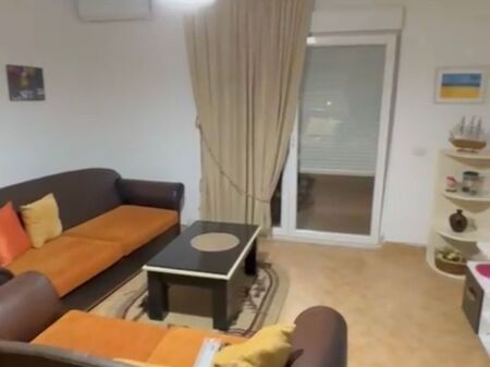 1+1,arredato presso l'istituto di igiene, via elbasani, 500 mila leke