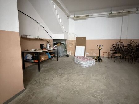 Magazine me qira, Kodra e Diellit