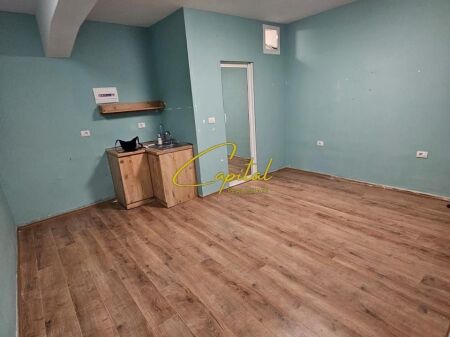 LOCALE COMMERCIALE IN AFFITTO 30 M2 BLV GJERGJ FISHTA 35.000 LEKE