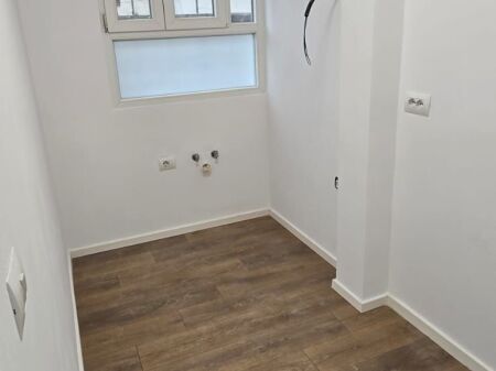 🏠 Shitet Apartament 1+1