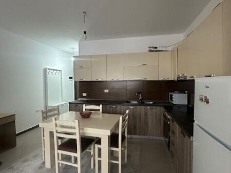 Apartament 1+1 në Astir me 380€