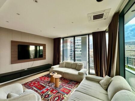 Apartament 2+1+2 per shitje Lake View