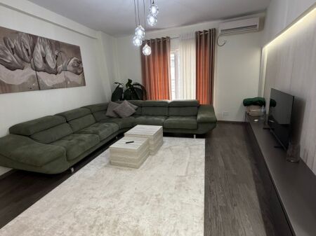 🏡 SHITET APARTAMENT 2+1+2 – MISTO MAME (CABEJ)