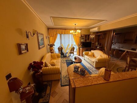 APPARTAMENTO 2+1+2 IN AFFITTO A ISH BLLOK 1.500 EURO