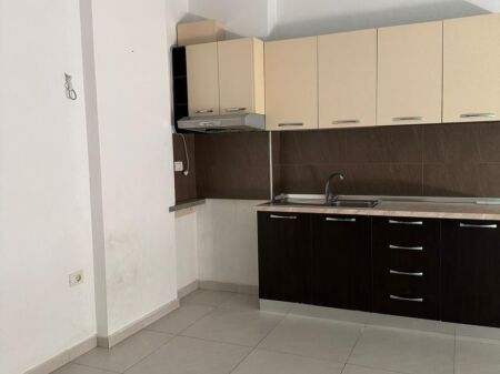 Apartment for rent 1+1 at Komuna e Parisit!