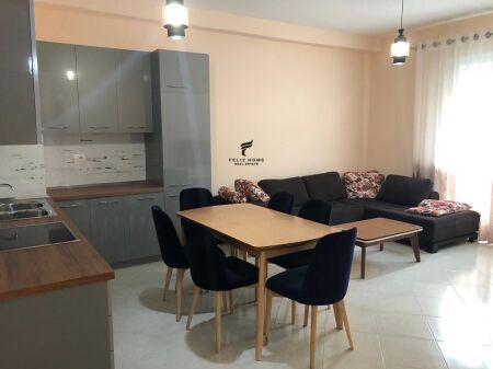 APARTAMENT ME QERA 2+1 21 DHJETORI 70.000 LEKE