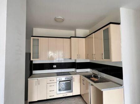 Jepet me qera apartamenti 2+1+2+2 🅿️ bosh ne Don Bosko