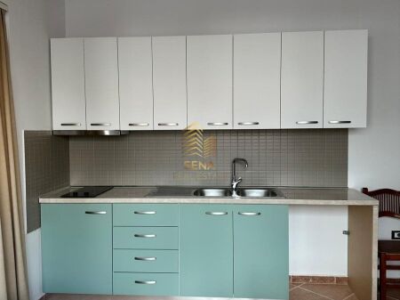 Qira,Garsoniere,Xhamlliku,30,000 ALL/muaj