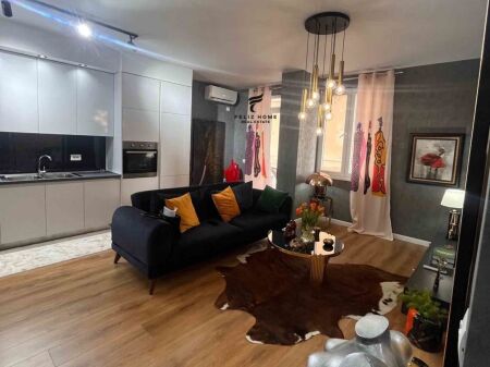 APARTAMENT ME QERA 1+1 RRUGA KAVAJES 850 EURO