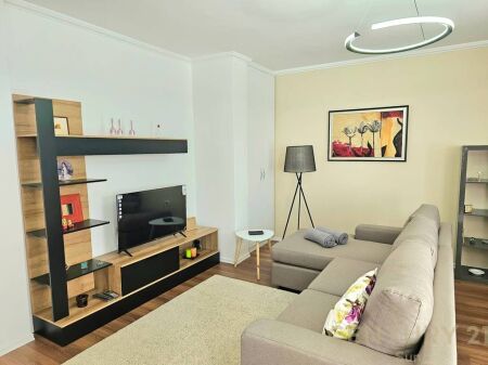 APARTAMENT 1+1 PER QIRA PRANE KOPSHTIT ZOOLOGJIK