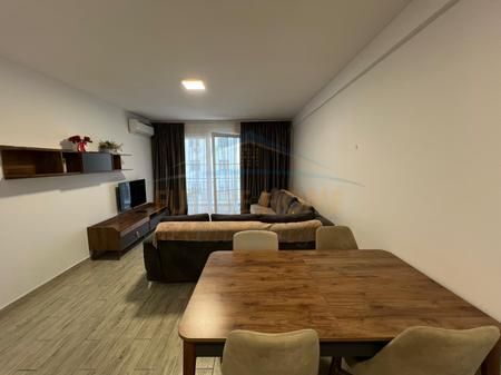 Qera, Apartament 1+1, Rruga 5 Maji, Tiranë.