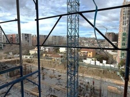 In vendita, Appartamento 2+1+2, Campo di Aviazione, Tirana