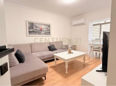 FOR RENT 2+1 APARTMENT NEAR DINAMO STADIUM