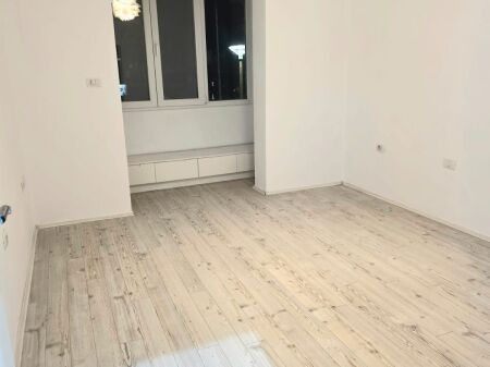 🏢 Office / business space for rent  📍 Kavaja Street💶 Price: 700 € / month
