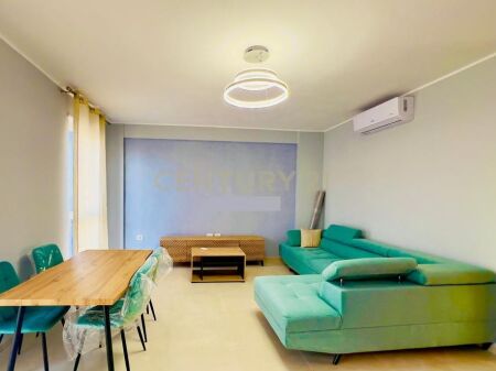 Apartment 2+1+2+2 Parking Spot at 5-Maji, near Concord Center!