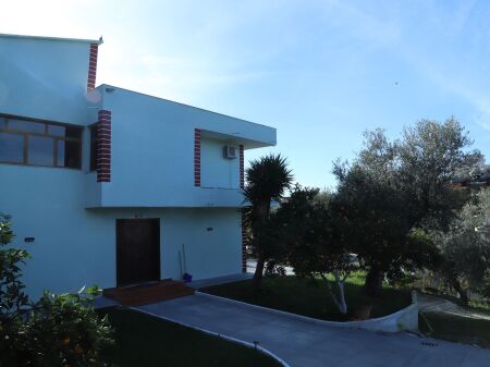 vile 2 kateshe per shitje ne vlore