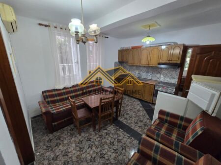 JEPET ME QERA APARTAMENT 2+1 NE LAGJIA 17 DURRES !