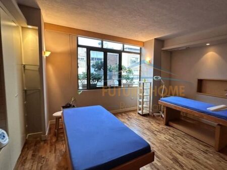 SHITET APARTAMENT 3+1 RRUGA FERIT XHAJKO, ISH REST DURRESI