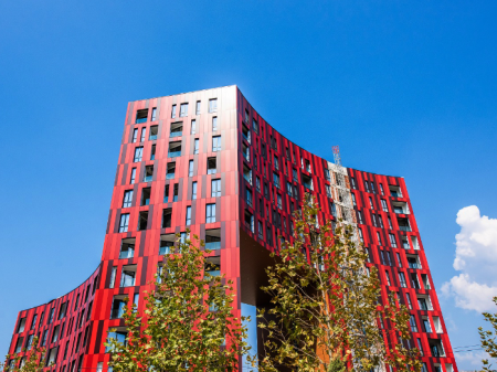 JAPIM ME QIRA APARTAMENT 4+1+2+ POST PARKIMI NË PARK GATE TIRANË, PRANË AIR ALBANIA