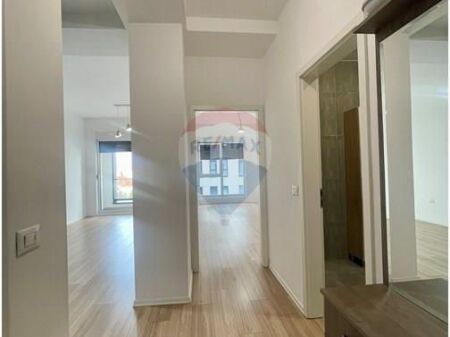 Appartamento - In Vendita - Complesso Contact, Tirana