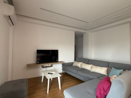 Apartament modern 3+1 me qera ne Babrru