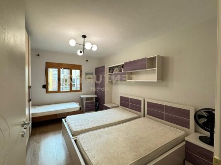 APPARTAMENTO 1+1 IN AFFITTO, VICINO AL LICEO PETRO NINI, Tirana Nuova