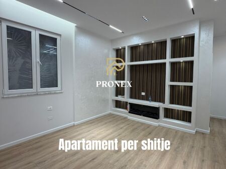 Shitet Apartament - Astir
