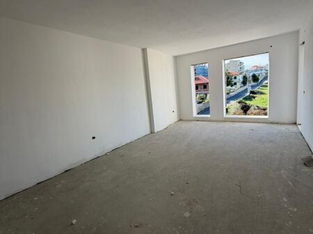 APARTMENT FOR SALE 2+1+2 AT RINGSIDE RESIDENCE PASKUQAN PHASE PLLAKASH