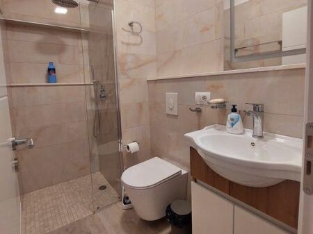 Affittasi 1+1 a Myslym Shyri