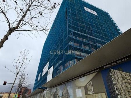 APARTMENT 2+1+2 FOR SALE AT " PALUSHI SHPK " NEAR THE NEW MATERNITY !!