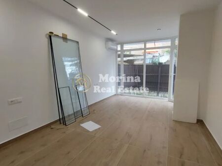 Qera | Ambjent Biznesi | Rruga Bardhyl | 500 €/muaj