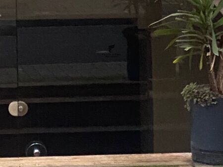 NEGOZIO IN AFFITTO 20 M2 BLOK 60.000 LEKE