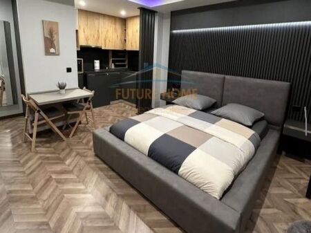 SHITEN 3 GARSONIERE NE MYSLYM SHYR