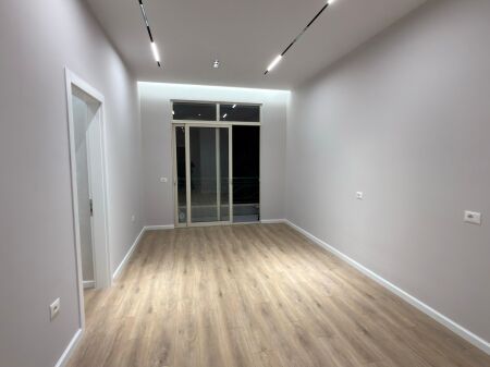 ASTIR APARTAMENT 2+1 PER SHITJE!