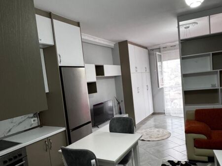 Garsoniere - 📍Selite, prane Xhamise 💶 Cmimi:35.000 lekë