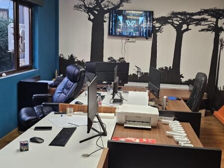 BUSINESS PREMISES FOR RENT OFFICE IN BLLOK