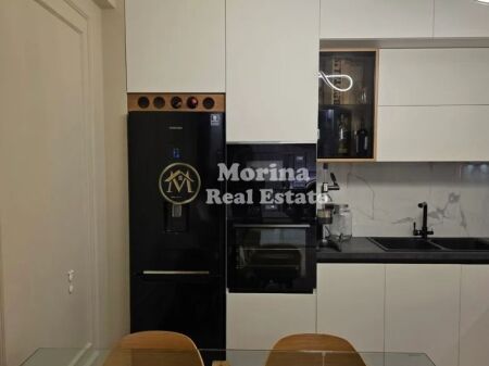 Shitje | Apartament 2 + 1 | Komuna e Parisit | 380000 €