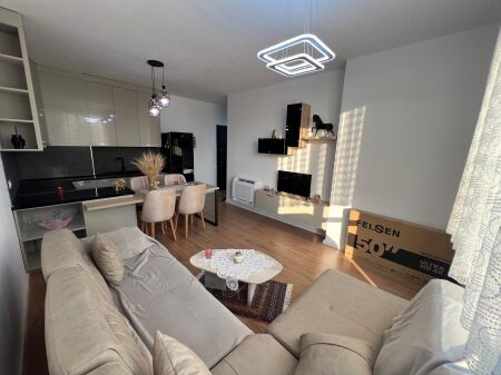 Affittasi 1+1 Bulevardi i Ri